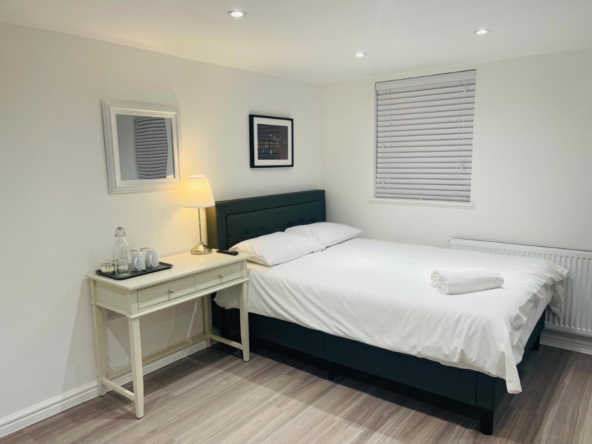 Riverside Premium En Suite Double Room E14 London Exterior photo